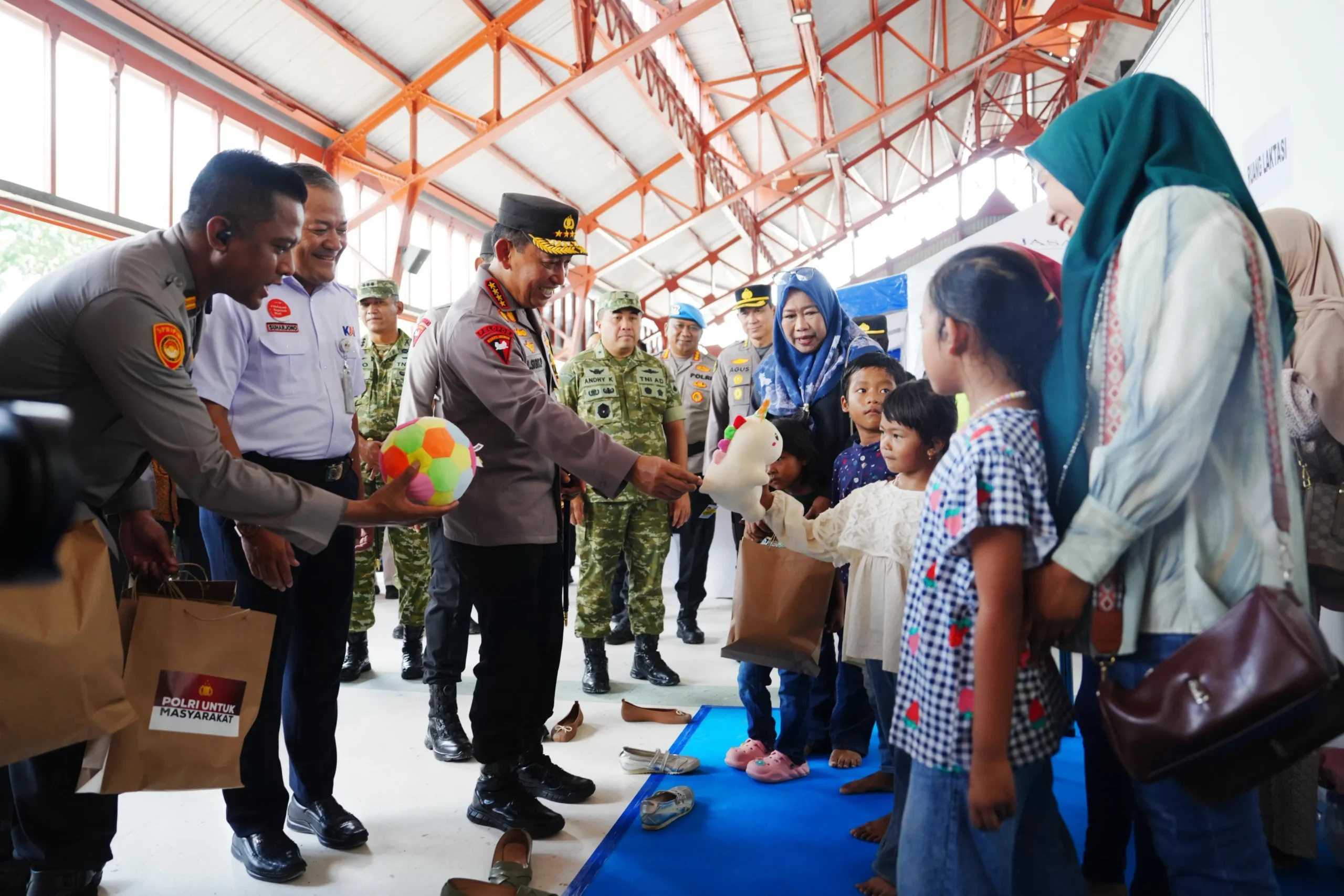 Kapolri Tegaskan Komitmen Negara dalam Pelayanan Masyarakat Selama Natal dan Tahun Baru